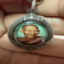ล็อกเก็ทหลวงพ่อเกษมฟันทอง รุ่นเสี่ยคิงเพาเวอร์