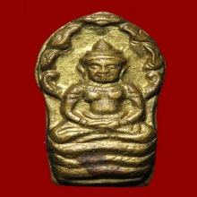 พระปรกใบมะขาม