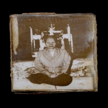 ภาพถ่ายอธิษฐานคุณแม่บุญเรือน โตงบุญเติม พ.ศ.2506