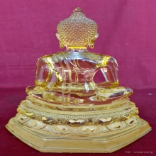 พระบูชาพระธรรมกาย หลวงพ่อสด เนื้อแก้วใสสีน้ำผึ้ง 5 นิ้ว