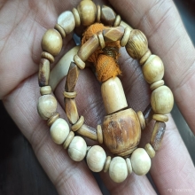 ประคำนิ้ว R โบราณเก่ามากขนาดสวมข้อมือหรือใหญ่กว่า