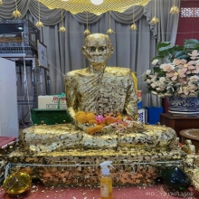 รูปหลวงพ่อพรหม อายุครบ 90 ปี สวยเดิมคมชัดสมบูรณ์