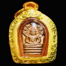 ปรกใบมะขาม รุ่นแรก หลวงปู่ดุลย์ ปี.2520 เลี่ยมทองคำแท้
