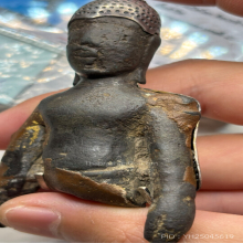 พระเปิดโลกศิลปะล้านช้าง(ขุดพบ)