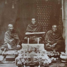 พระพิมพ์เล็บมือ วัดปากบาง พร้มใบเซอร์สมาคม