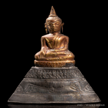 พระบูชาบุทองคำสมัยอยุธยาปราสาททอง