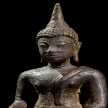 พระบูชาสมัยสุโขทัยสกุลช่างกำแพงเพชร 