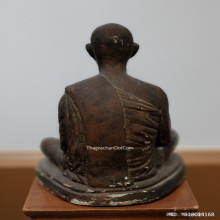 พระบูชา หลวงพ่อขอม วัดไผ่โรงวัว ปี 2505 เนื้อปูนผสมผง