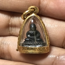 พระชัยฯอมร วัดบวร เลี่ยมกันน้ำ พร้อมตลับกระเช้าทองคำ