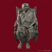พระบูชานั่งเก้าอี้ หลวงพ่อพริ้ง วัดบางปะกอก