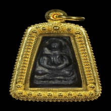 พระเพชรหลีกวัดได้