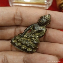 พระกริ่งสายฟ้า ลป.โต๊ะ 1 โค๊ด เนื้อนวะ