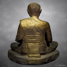พระบูชารุ่นแรกหลวงพ่อเงิน วัดดอนยายหอม ปี2507 เนื้อปูน