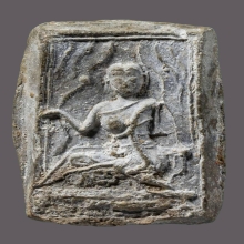 นางกวัก หลังยันต์ใหญ่ กรุวัดท้ายตลาด