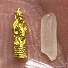  เเม่นางคำอ่องพม่า เนื้อทองคำ ขนาดจิ๋วเท่าเม็ดข้าวสาร