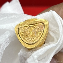พระทองคำ.พระกริ่งลพบุรีหลวงพ่อแพวัดพิกุลทอง