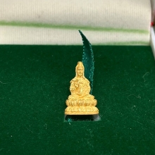 พระทองคำ.พระโพธิสัตว์กวนอิม รุ่นมหาเมตตาบารมี2546
