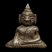 พระเงินนั่งลอยองค์ ศิลปะนครศรีธรรมราช เนื้อเงิน