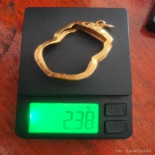 กรอบทอง80 ใส่เหรียญเสมาหลวงปู่ทวด หลวงพ่อเงิน หนัก 2.38 กรัม