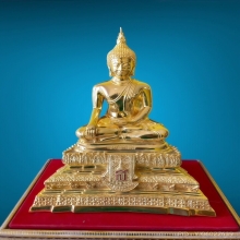 พระบูชาหลวงพ่อวัดไร่ขิงกะหลั่ยทองขนาด 4 นิ้ว