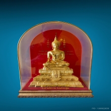 พระบูชาหลวงพ่อวัดไร่ขิงกะหลั่ยทองขนาด 4 นิ้ว