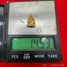 รูปหล่อพระยูไล รุ่นแรก วังมังกรกมลาวาส ปี2545 ชุดทองคำ