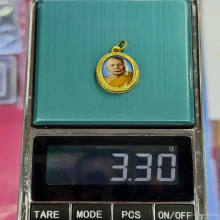 ล็อกเก็ตหลวงพ่อแดง วัดเขาบันไดอิฐ เลี่ยมทองเดิม หนัก3.2กรัม
