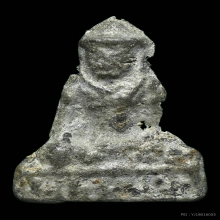 พระร่วงนั่งเนื้อชินเงิน กรุช่างกล