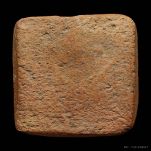 หลวงพ่อปาน ทรงครุฑ