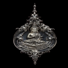 เข็มกลัดพระประธานวัดร่องขุ่น เนื้อเงินรมดำ อ.เฉลิมชัย