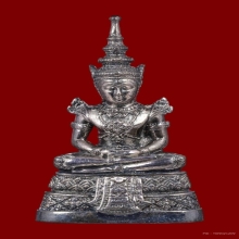 พระแก้วมรกตกรมสรรพสามิตเนื้อเงินรมดำ#๗๐๘๑๑ปี2539 สวยเดิมๆ 