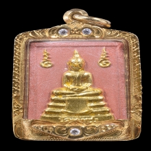 พระหางหมากปิดทองเดิมพร้อมเลี่ยมทองสมัยหลวงพ่อฝังเพชรแท้