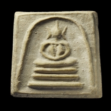 สมเด็จเผ่า วัดอินทร ปี 2495 พิมพ์สามชั้นนิยม ตัดปีกกว้าง