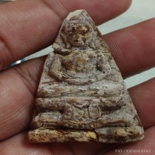 พระผงกรุวัดสามปลื้มพิมพ์กลีบบัวใหญ่