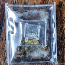 ล็อกเก็ตหลวงปู่โต๊ะ ลายเซ็นต์เล็กบรรจุอัฐิ วัดประดู่ฉิมพลี