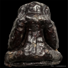 พระปิดตาเนื้อผงคลุกรักร้อยปี