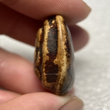 พระปิดตาแข้งหมอน หลวงพ่อบ๊วย วัดท่าลาดเหนือ จ.ฉะเชิงเทรา