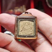 พระผงของขวัญวัดปากน้ำรุ่นแรก