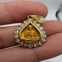 รูปหล่อสมเด็จโต รุ่น118ปี เนื้อทองคำ พร้อมตลับเพชรแท้