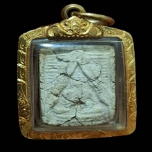 พระของขวัญ หลวงพ่อวัดปากน้ำ รุ่นสาม พ.ศ.๒๔๙๙