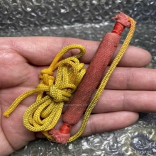 ตะกรุดอาจารย์ชุม ไชยคีรี (ชุดนี้เป็นแบบหนึ่งดอก)