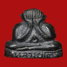 หลวงปู่โต๊ะ ตุ๊กตาเล็ก ดำๆ งาม