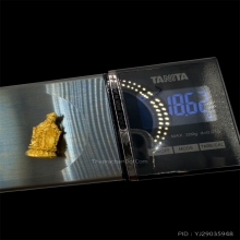 รูปหล่อเจ้าพ่อเสือนั่งบัลลังค์ รุ่นรักษ์แผ่นดิน เนื้อทองคำ