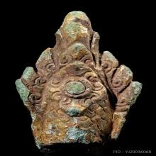 ครุฑลพบุรีเปียกทองคำ