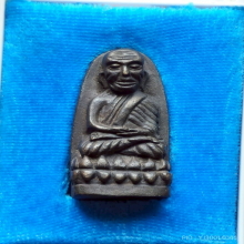 หลวงปู่ทวด หลัง สก. วัดห้วยมงคล ปี 2544 เนื้อโลหะ