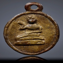 เหรียญหล่อนางกวัก หลวงพ่อคง วัดบางกระพร้อม