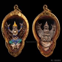 ครุฑ อ.วราห์ รุ่นมีแล้วรวย เนื้อเงินลงยา โค๊ตว.กงจักร+ทอง