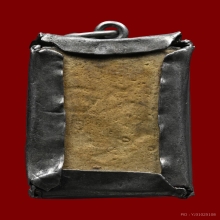 พระผงของขวัญวัดปากน้ำรุ่นแรก