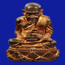 อ.นองรูปหล่อเบ้าฉีด สร้างมณฑป ปี 40 ผิวไฟแดงสวยมาก