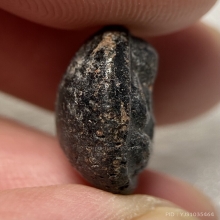 พระปิดตา เนื้อดินเก่าจุ่มรักเก่า